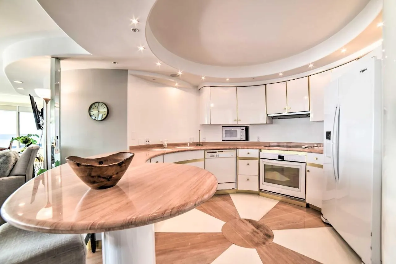 Luxurious Maui Getaway With Panoramic Ocean Views! Apartment Wailuku